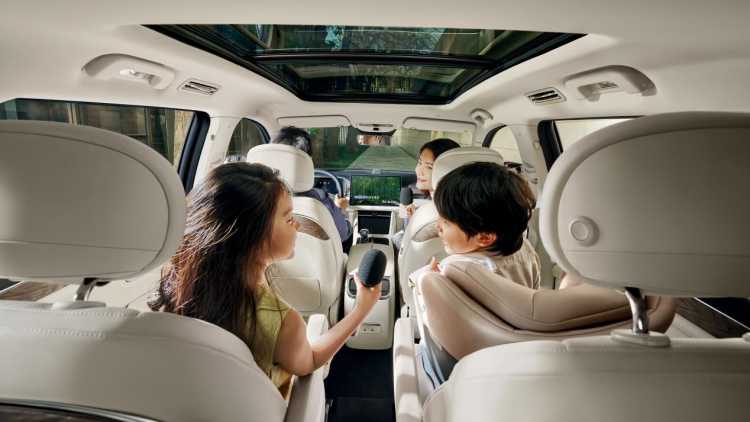 智能科技引领未来，AITO问界M7成为新时代家庭用车首选